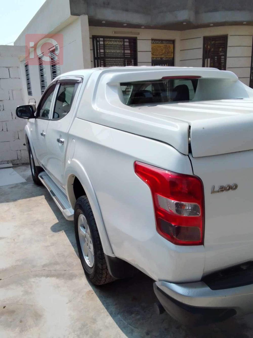 میتسوبیشی L200